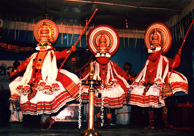 kathakali dance kerala
