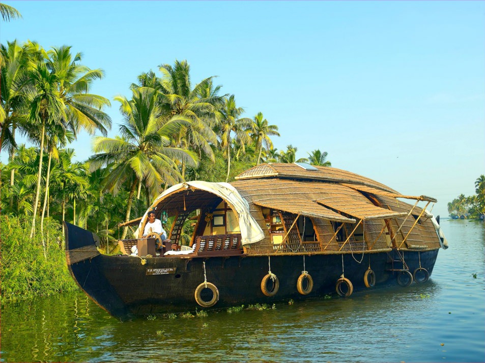 Kerala Houseboat water